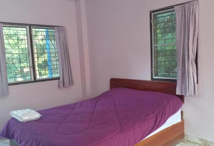 标准间, The 99 Inn