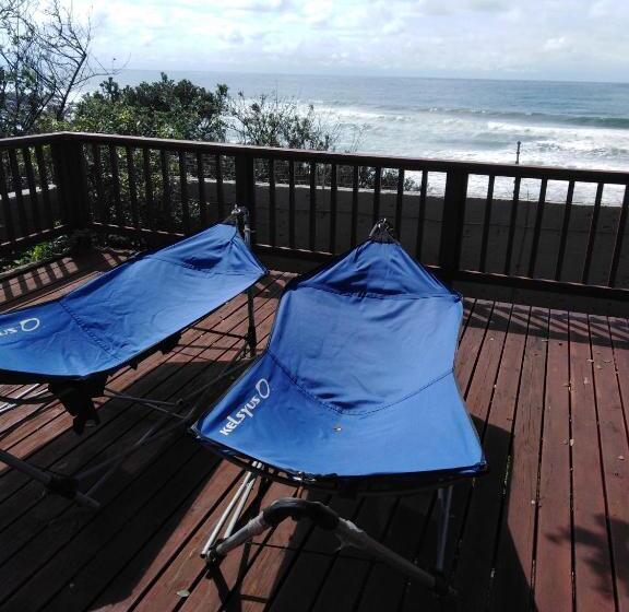 חדר סטנדרט, Dunbar Mello