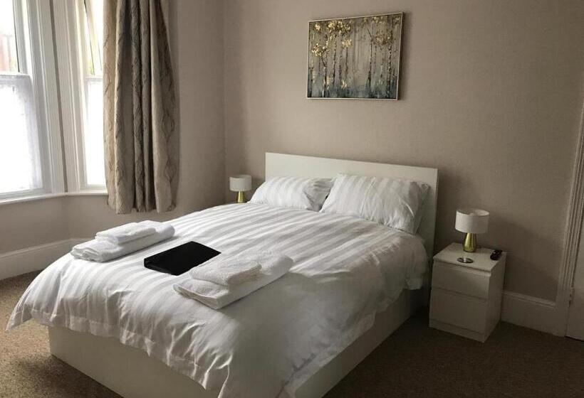 חדר סטנדרט חדר אמבטיה משותף, Poole Stay