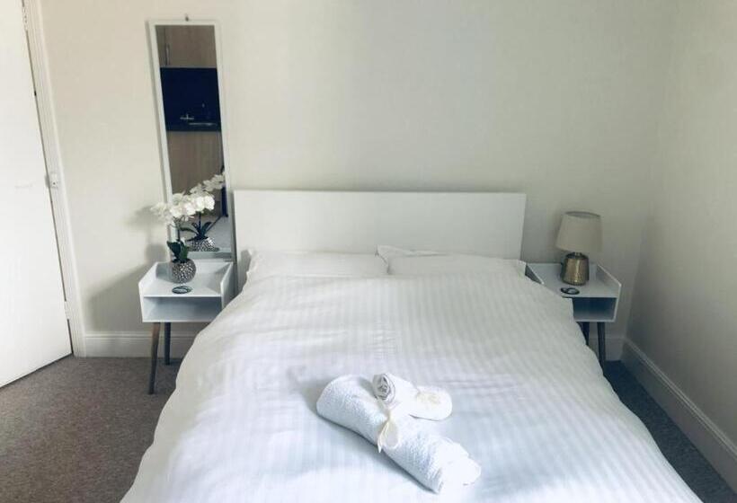 חדר סטנדרט חדר אמבטיה משותף, Poole Stay