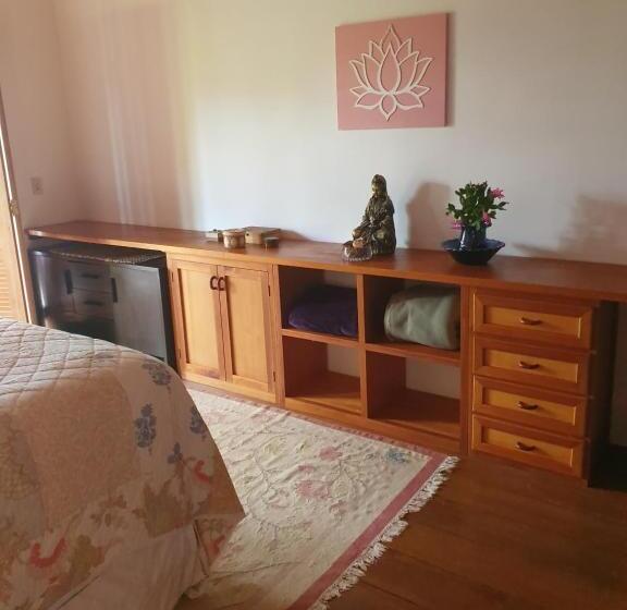 스탠다드 룸 킹사이즈 침대, Reino Solar