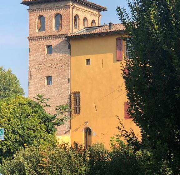 סוויטת ג'וניור נוף לגינה, Palazzo Delle Biscie   Old Tower & Village