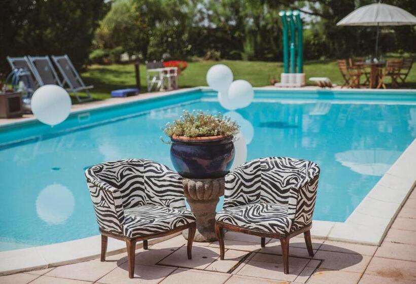 בקתת סופריור בת חדר 1, Palazzo Delle Biscie   Old Tower & Village