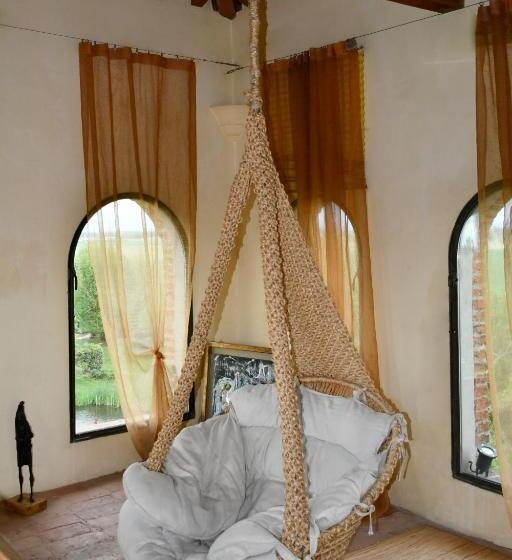 סוויטת ג'וניור נוף לגינה, Palazzo Delle Biscie   Old Tower & Village