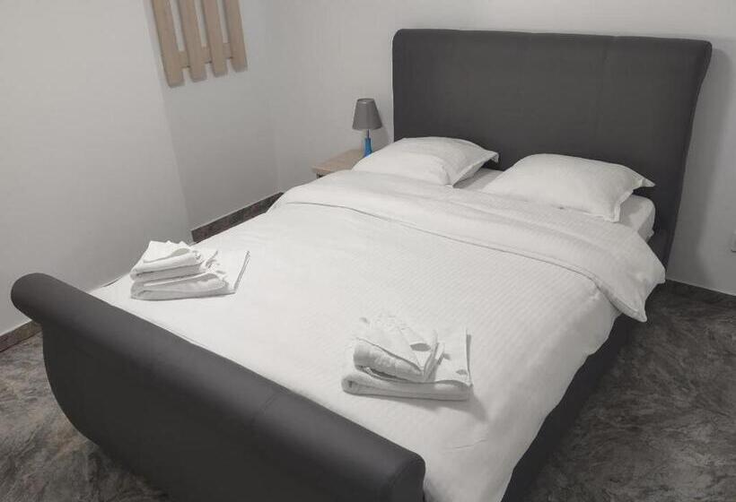 Appartamento 2 Camere da Letto, Ema&zain