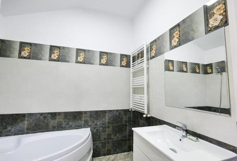 Camera Standard, Ema&zain