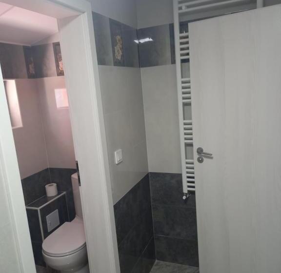 Camera Basic, Ema&zain