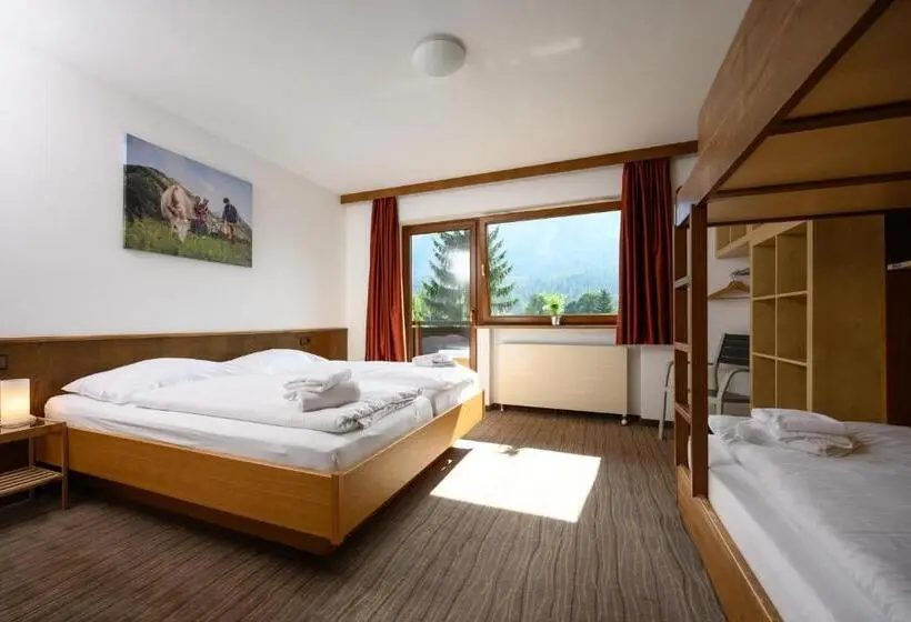 Camera Familiare, Sonnenburg