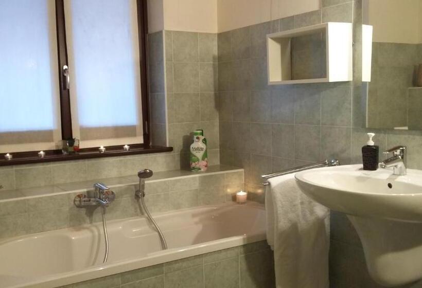 Standardzimmer Geteiltes Bad, B&b Le Muse