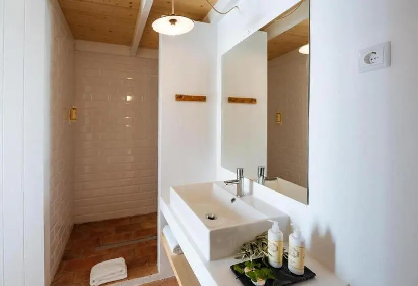 キングサイズベッドのスタンダードルーム, Aljana Guest House Beja