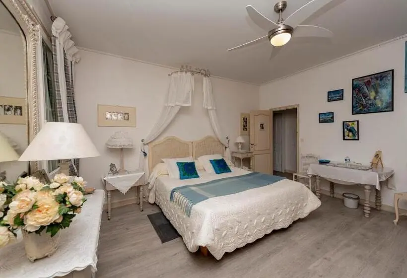 キングサイズベッドのデラックスルーム, Chambres D Hôtes De Charme Au Refuge Du Peintre Prés De St Emilion