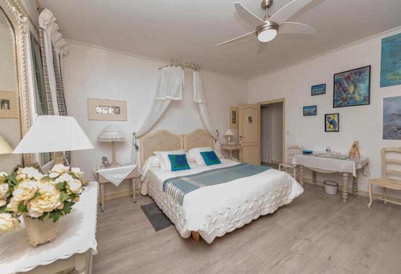 غرفة ديلوكس سرير كينج, Chambres D Hôtes De Charme Au Refuge Du Peintre Prés De St Emilion