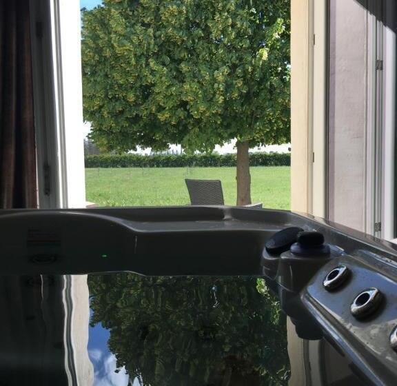 デラックスルーム, Love And Spa