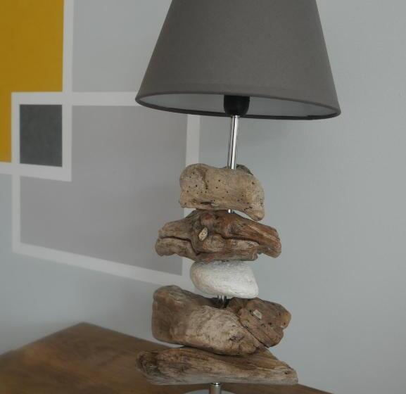 スタンダードルーム, Opale Des Caps