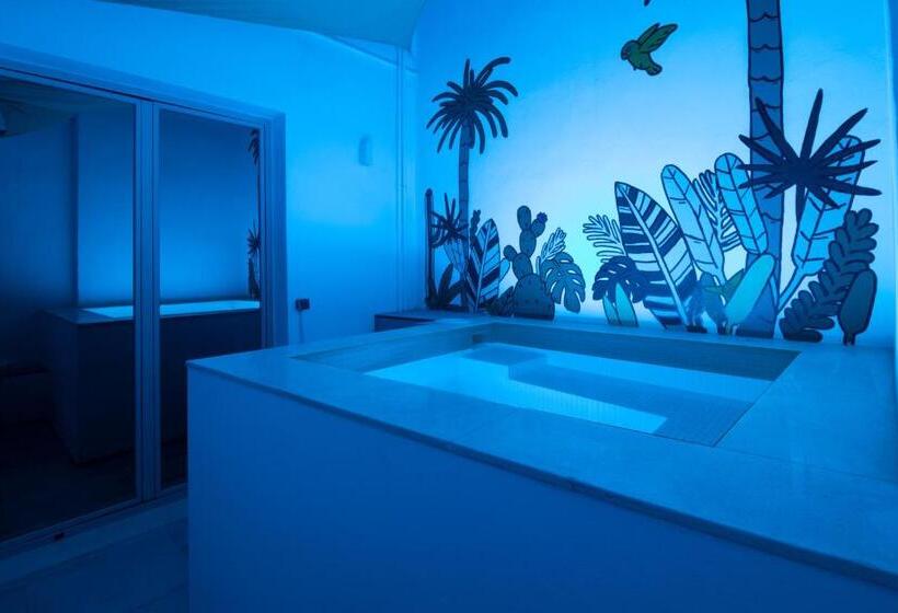 آپارتمان 1 خوابه اینتریور, Casa 95 Sevilla