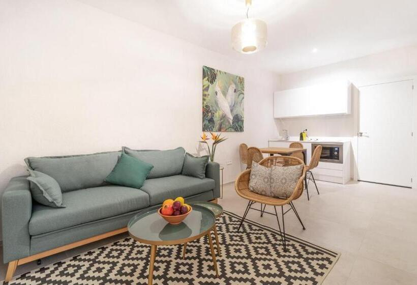 آپارتمان 1 خوابه همکف, Casa 95 Sevilla