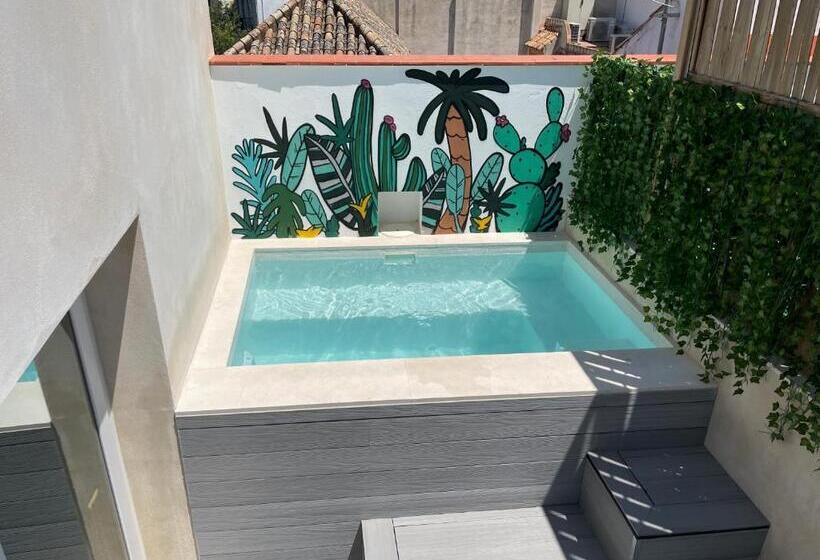 1 Bedroom Penthouse Apartment, Casa 95 Sevilla