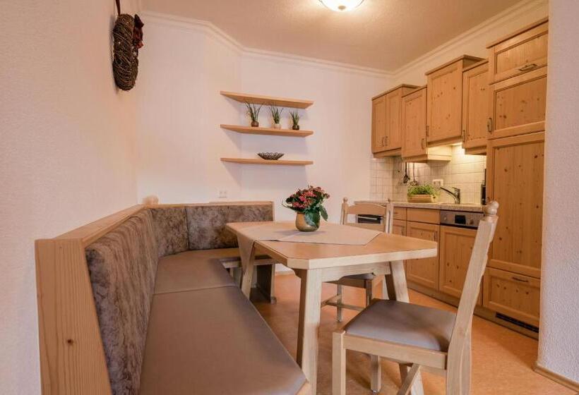 Апартаменты 1 Спальня с Видом, Der Erlenhof