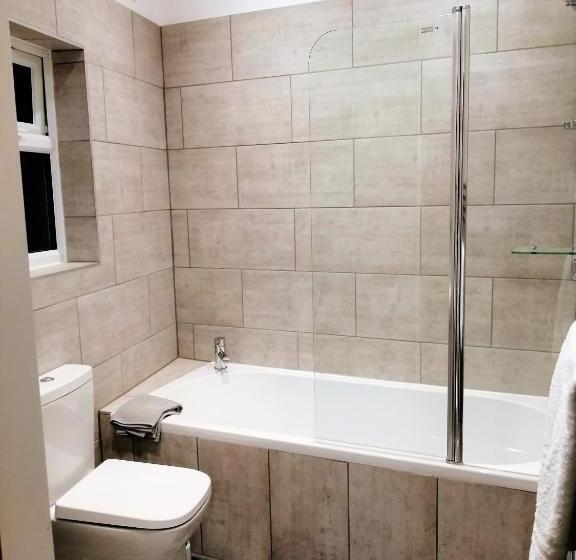 اتاق استاندارد, Jersey Villa Guest House