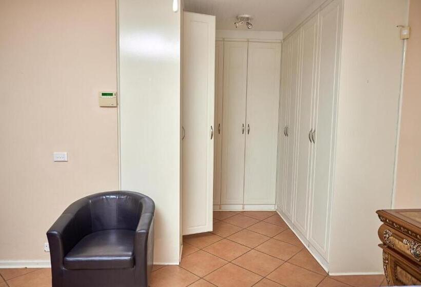 סוויטה נוף לים, Seaview Executive Guest House