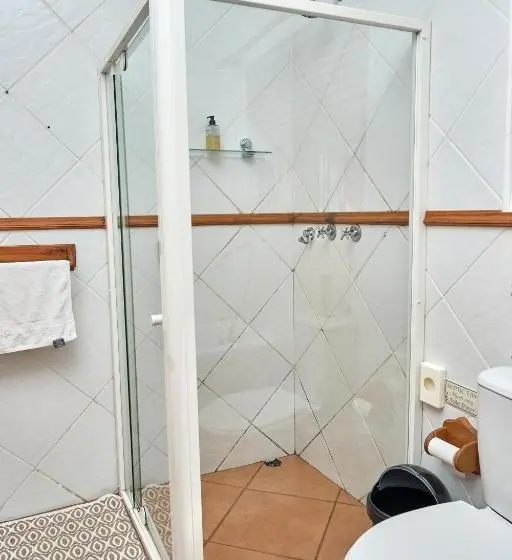 オーシャンビューデラックスルーム, Seaview Executive Guest House