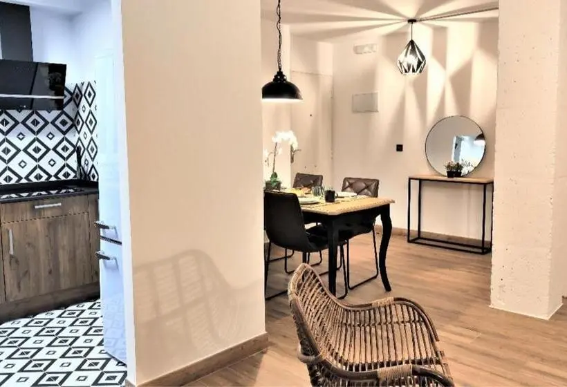 آپارتمان 2 خوابه, Suite Haus Vargas