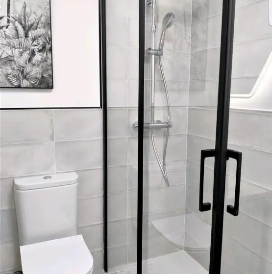 استودیوی لوکس, Suite Haus Vargas