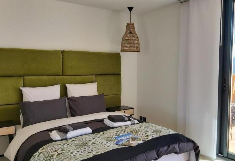 Quarto Deluxe, Katsoleil
