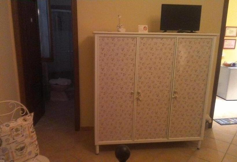 غرفة قياسية رباعية, La Bella Ninfa