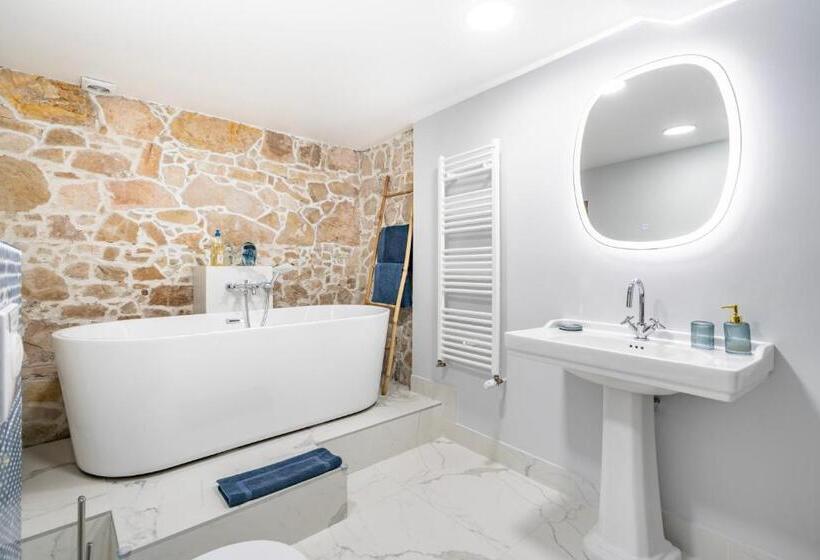 デラックスルーム, Domaine Des Encourdoules