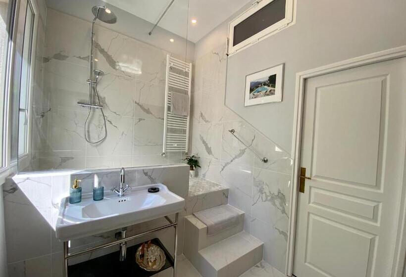 Номер Deluxe Кровать Кинг, Domaine Des Encourdoules