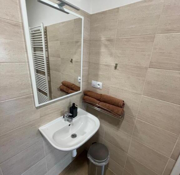 חדר סטנדרט לארבעה, Rodinný Penzion Kohoutek