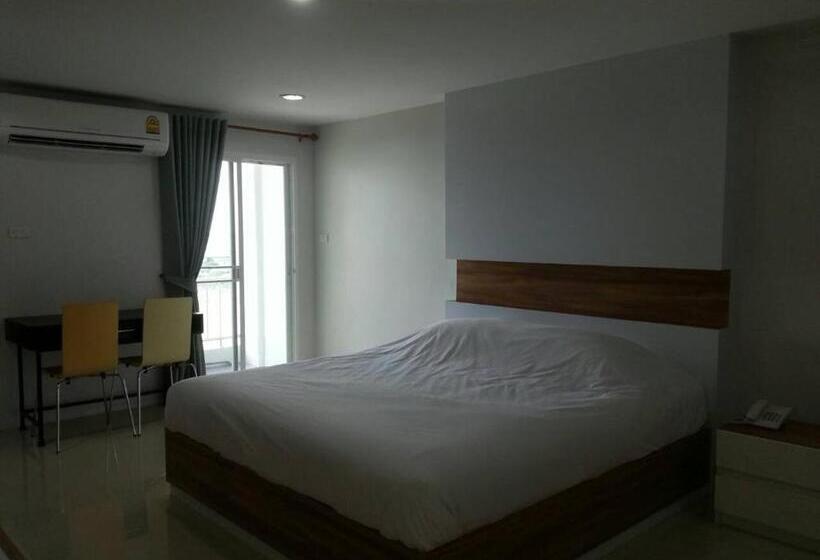 스탠다드 룸, The Seasons