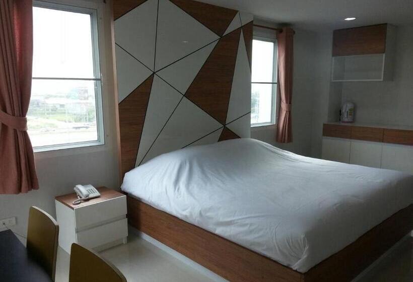 스탠다드 룸, The Seasons