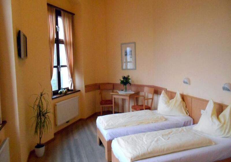 Номер Стандарт, Jufa Hotel Schloss Röthelstein