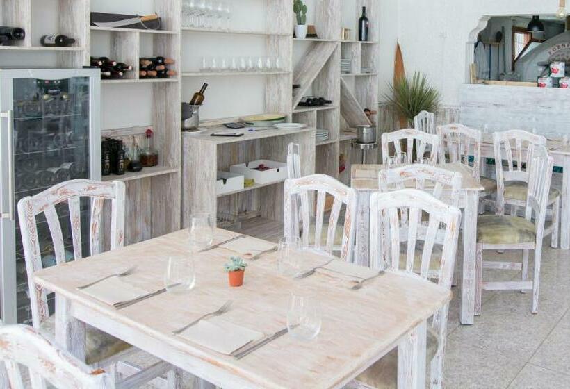 آپارتمان 1 خوابه, Apartamentos Los Tilos