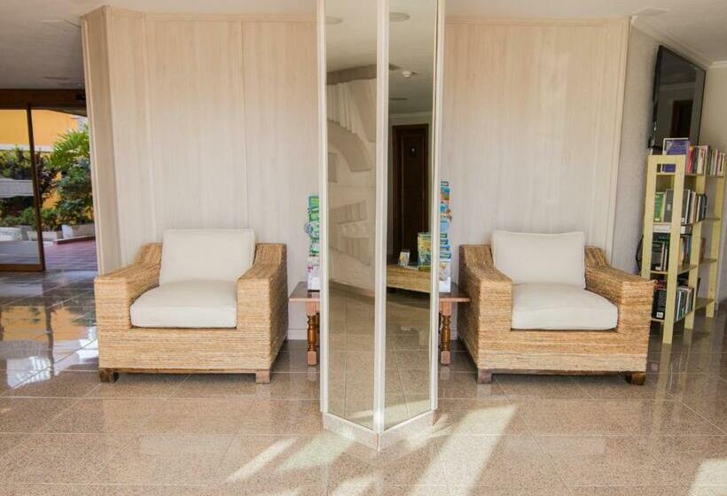 آپارتمان 1 خوابه, Apartamentos Los Tilos