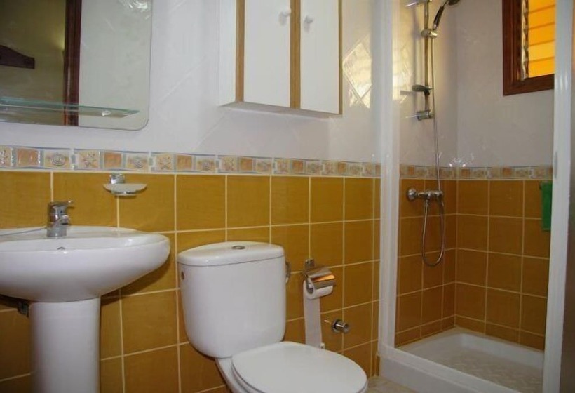 آپارتمان 1 خوابه, Apartamentos Los Tilos