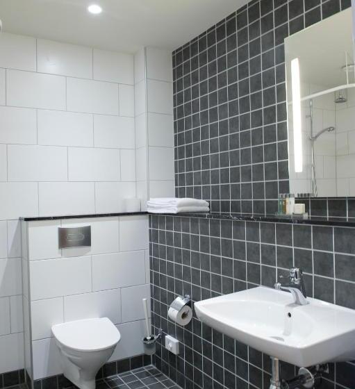 חדר סטנדרט, Bishops Arms Koping