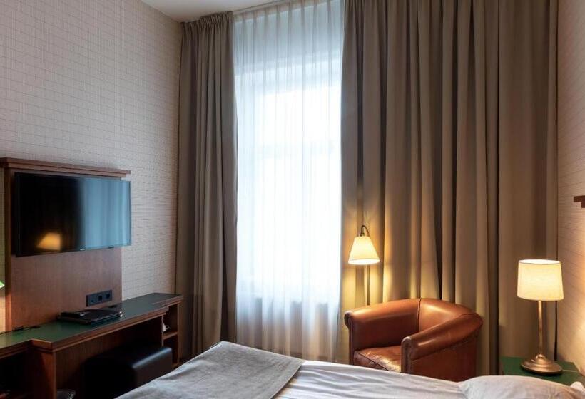 חדר סטנדרט, Bishops Arms Koping