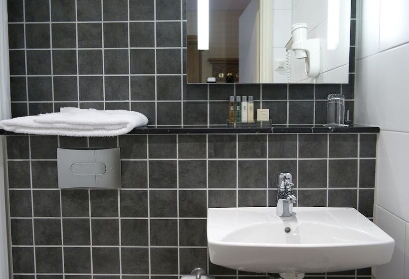 חדר סטנדרט יחיד, Bishops Arms Koping