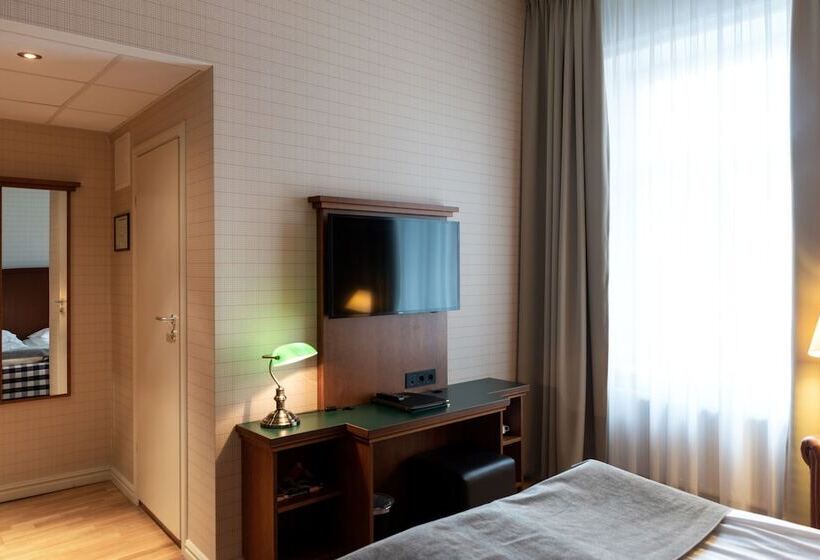 חדר סטנדרט, Bishops Arms Koping