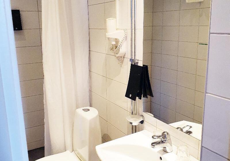 غرفة قياسية فردية, Bishops Arms Kristianstad