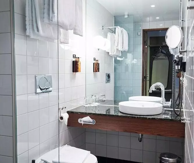 Basic-huone, Clarion Hotel Post