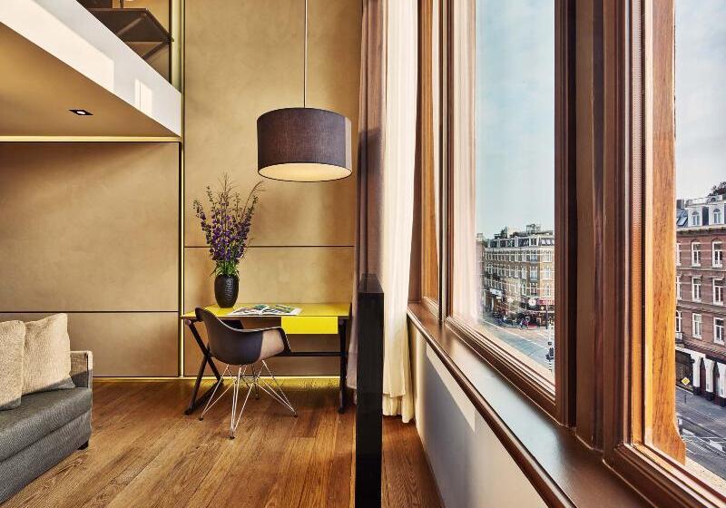 Duplex Room, Conservatorium