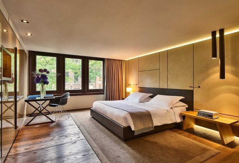 Номер Deluxe, Conservatorium