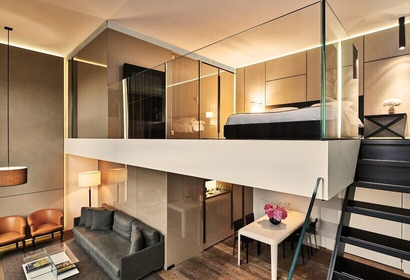 Deluxe Suite, Conservatorium