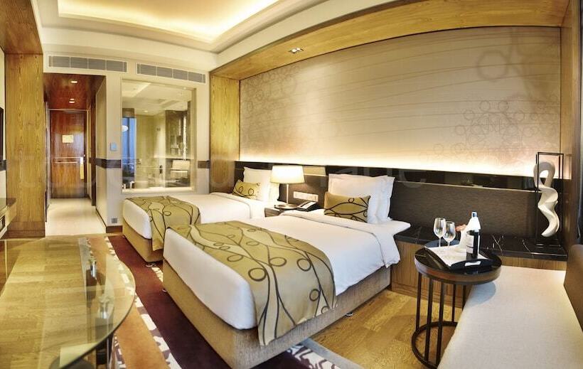 Номер Стандарт, Crowne Plaza New Delhi Rohini, An Ihg