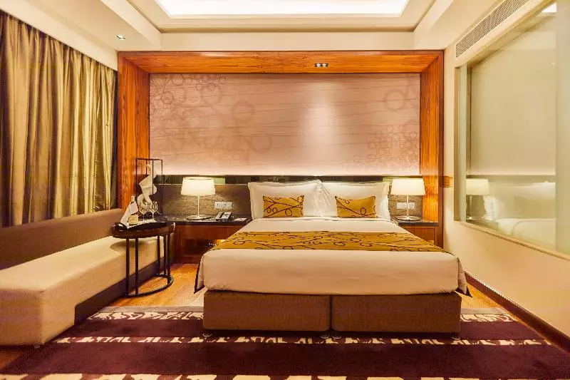 キングサイズベッドのスタンダードルーム, Crowne Plaza New Delhi Rohini, An Ihg