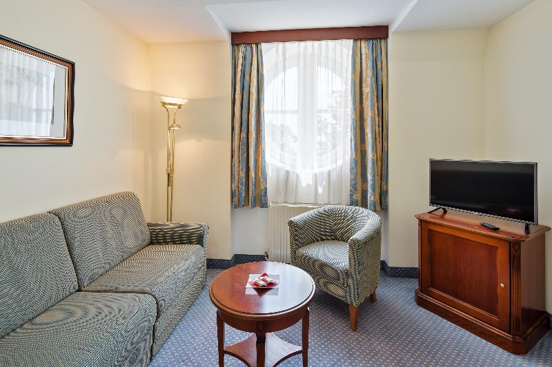 Номер Стандарт Адаптированный для Инвалидов, Holiday Inn Express & Suites Tucson, An Ihg